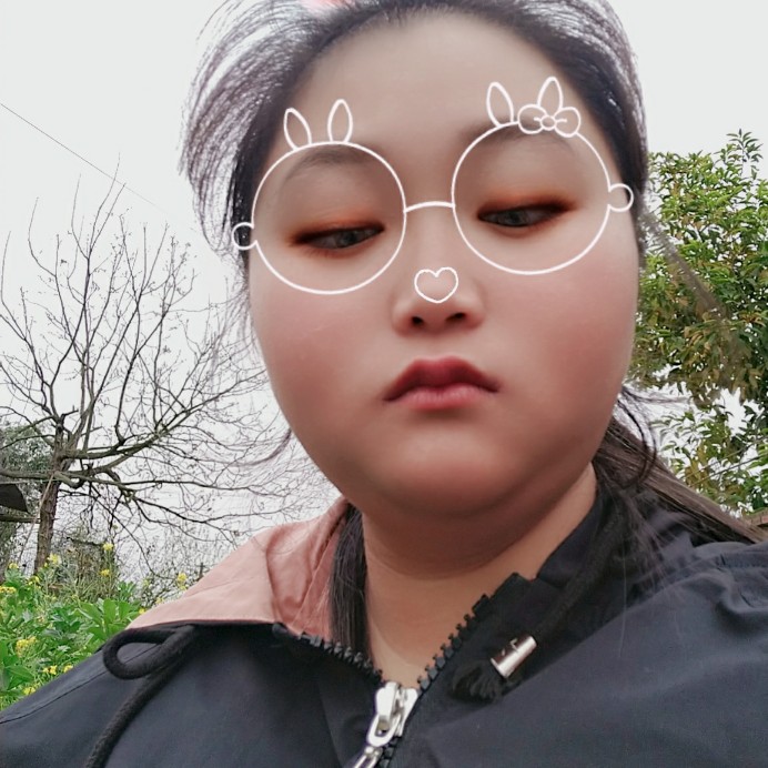 忐忑打爆米花的照片