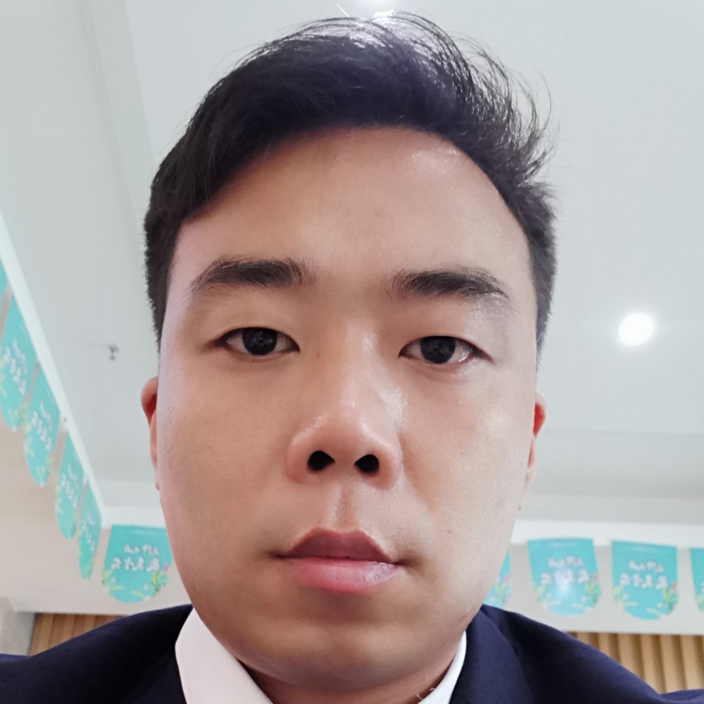 泪雨笑怡然的照片
