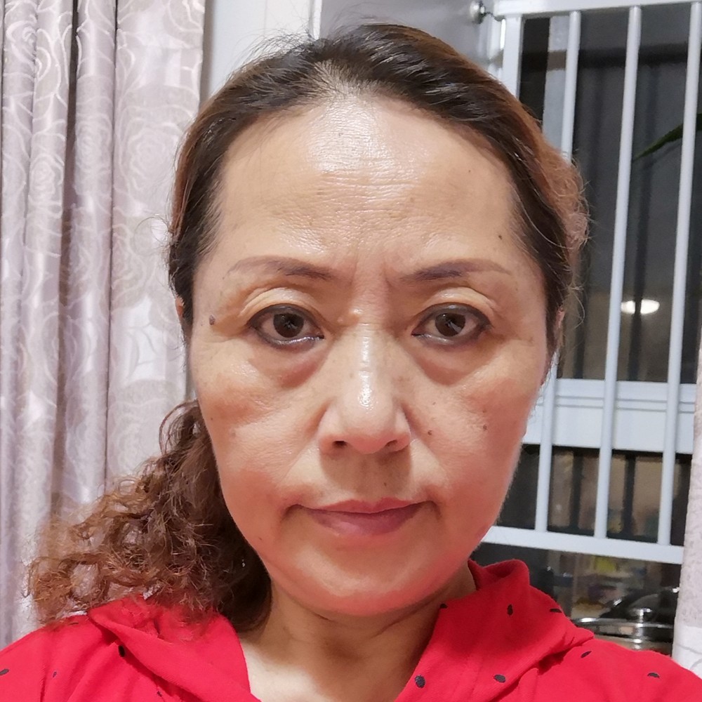 草莓无私的照片