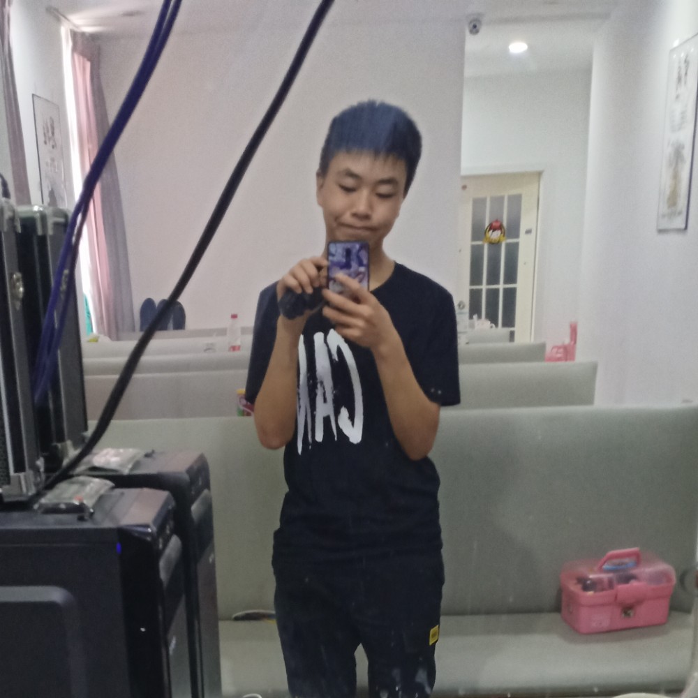 九点半嘿嘿的照片