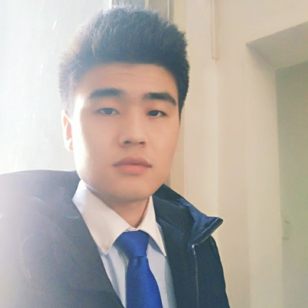 小楠男的照片
