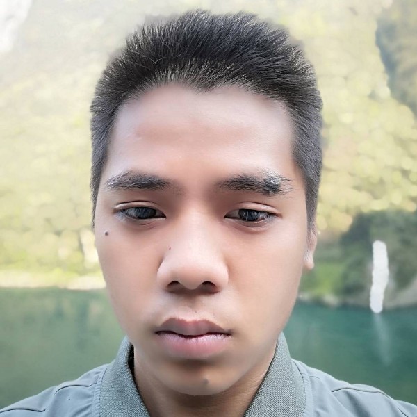 洛尘机灵的照片