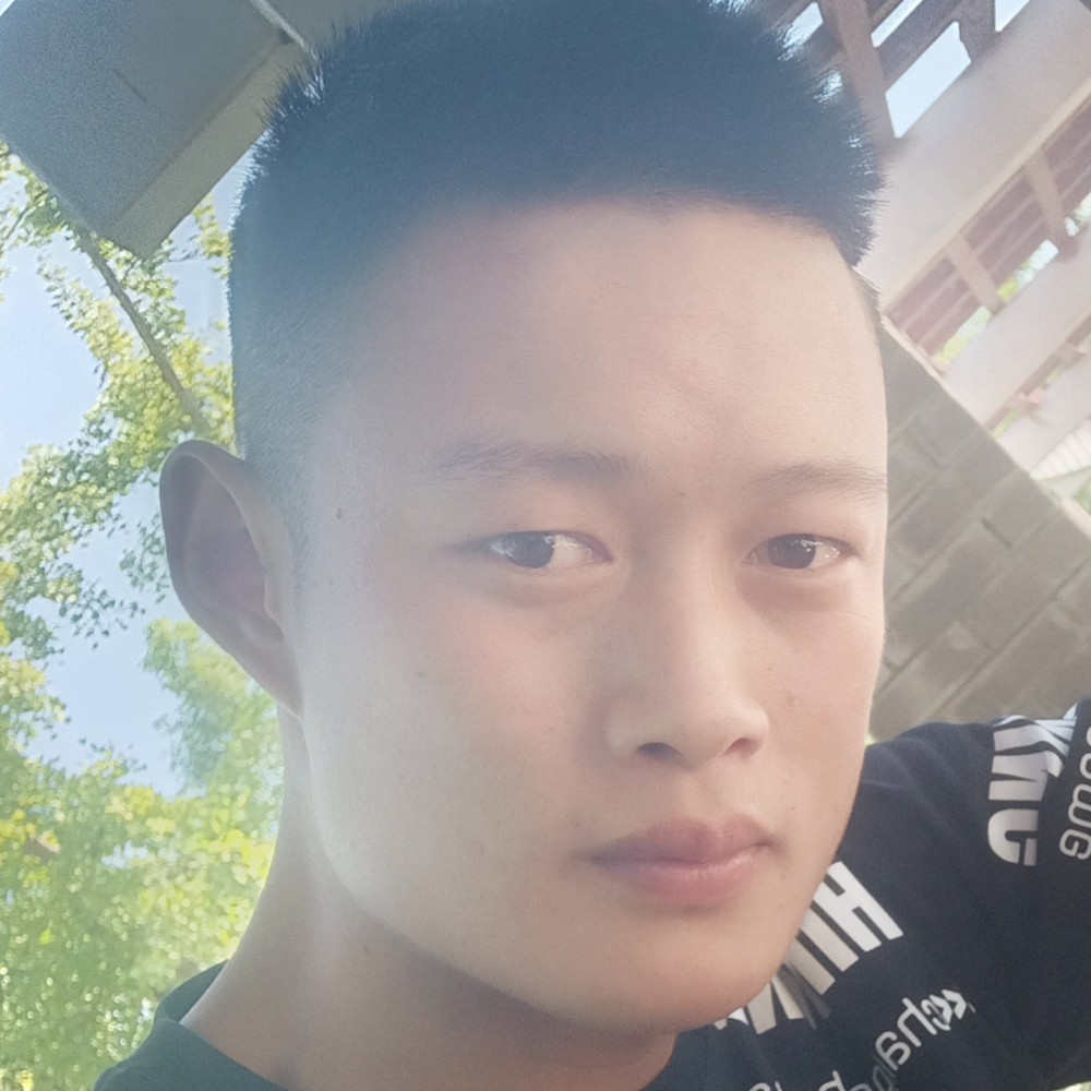 坚定迎小馒头的照片