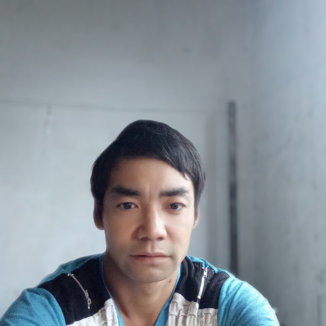 害羞白云的照片