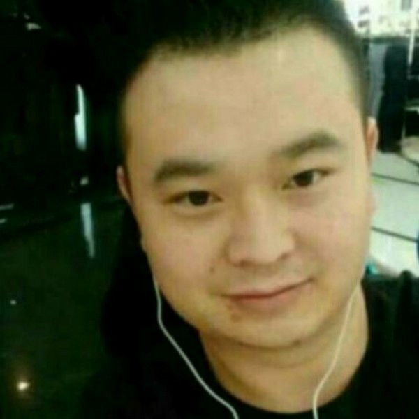 如梦彩色的照片