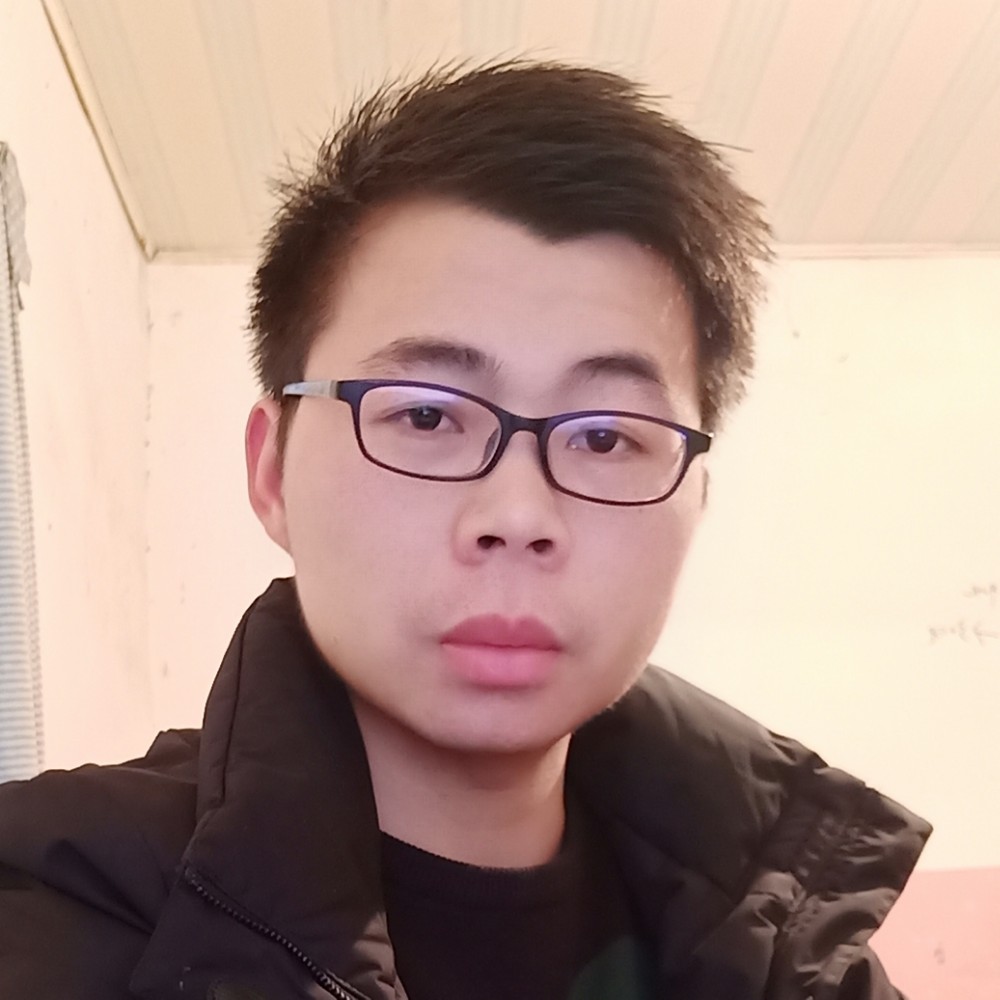 红了双眼的照片