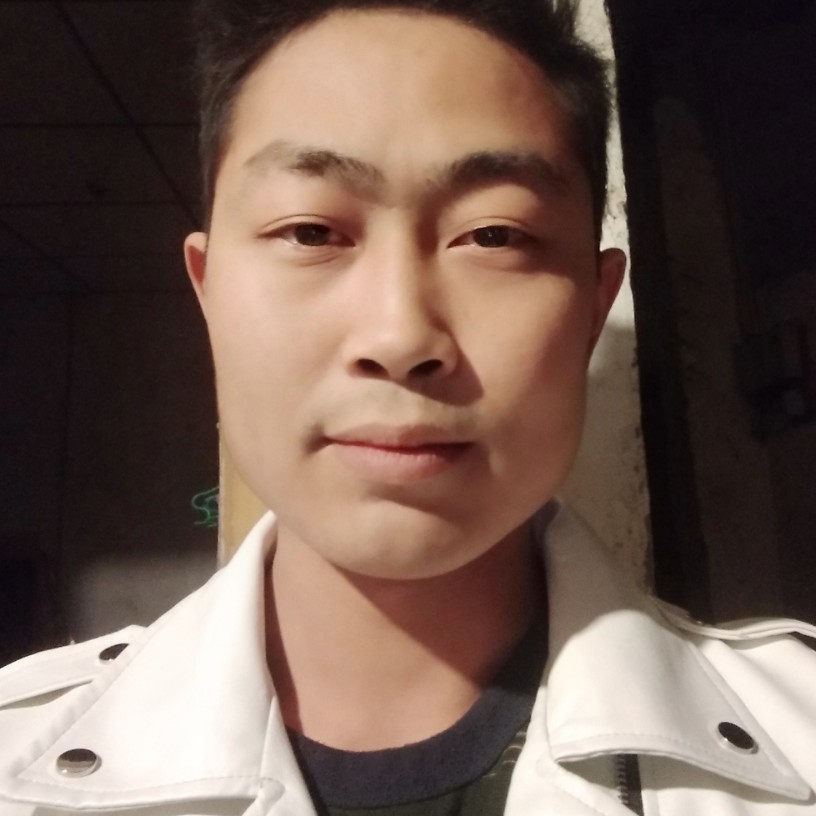 灵巧泪了水壶的照片
