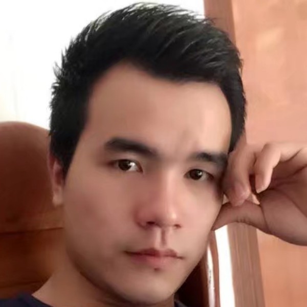 繁明的照片