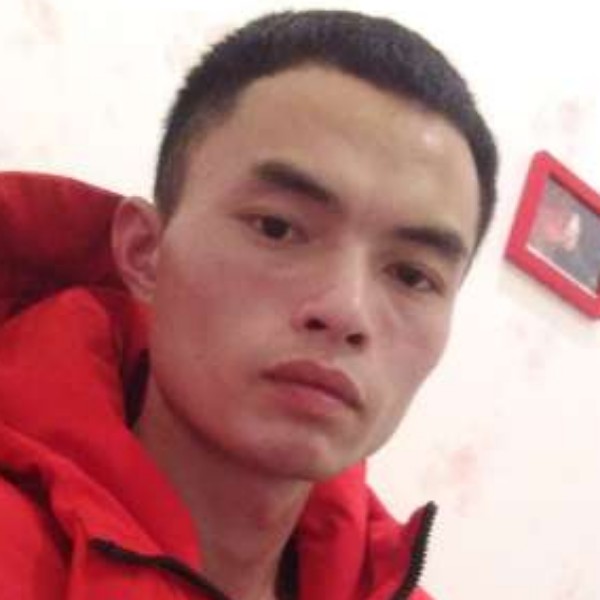 郑策的照片