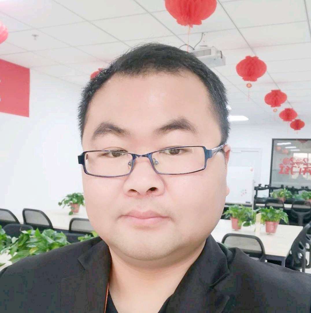 韩晓彬的照片