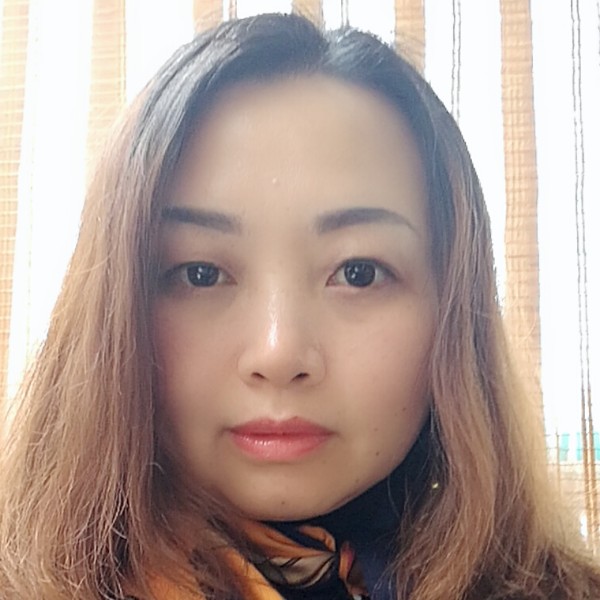 彩琴的照片