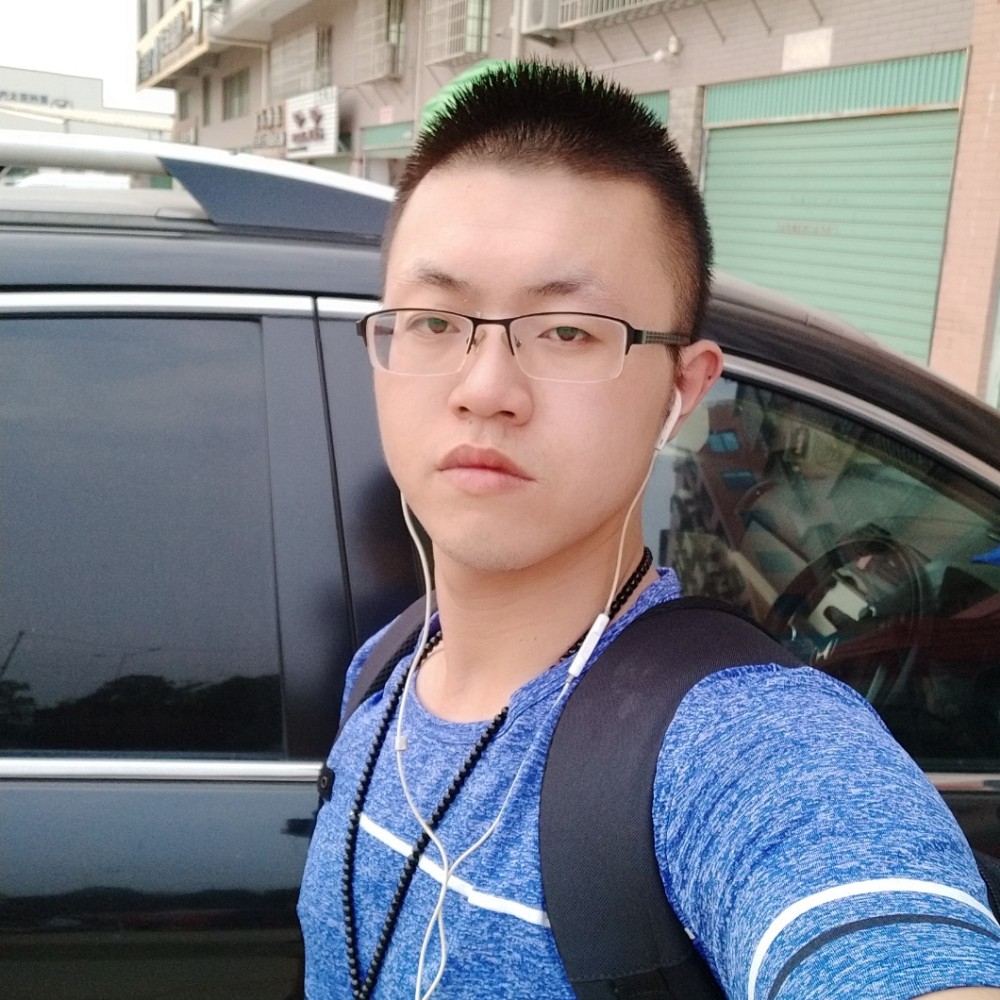 大头小虾米的照片