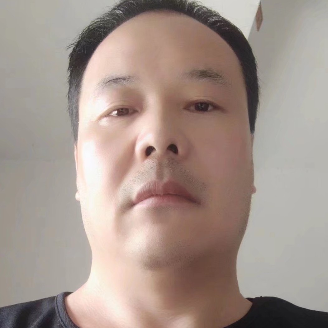 楼房与高高的照片