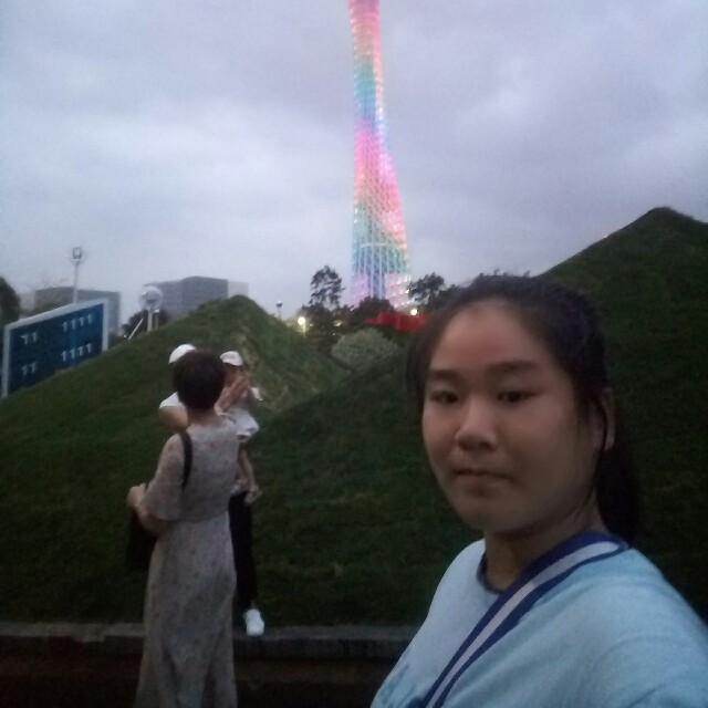 南宫蓝枫的照片