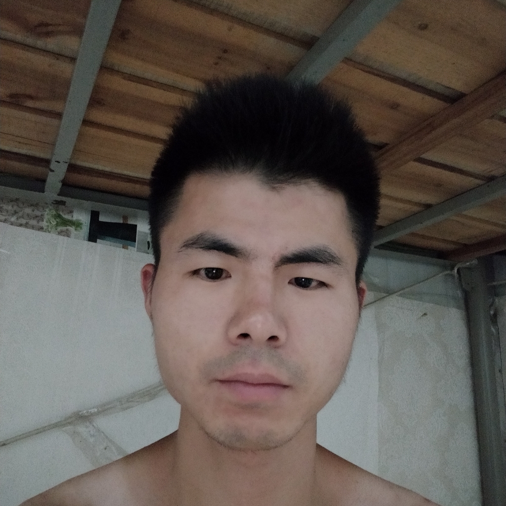瘦瘦多么水杯的照片