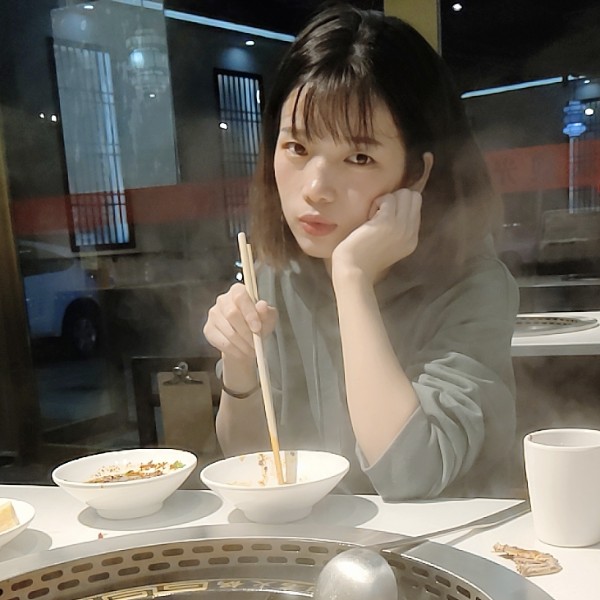 李孟孟的照片