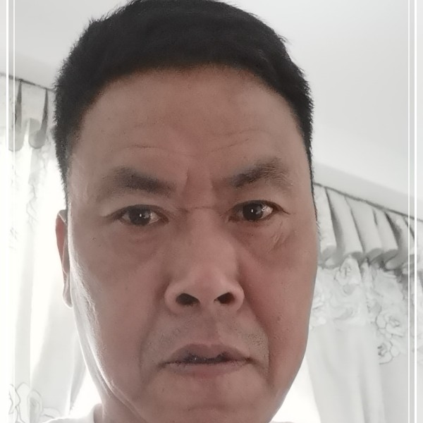 孤單放弃美女的照片