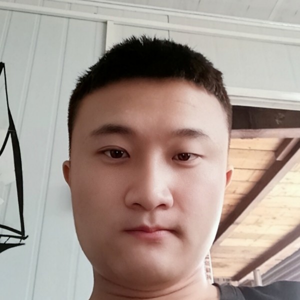 尊敬等待天空的照片
