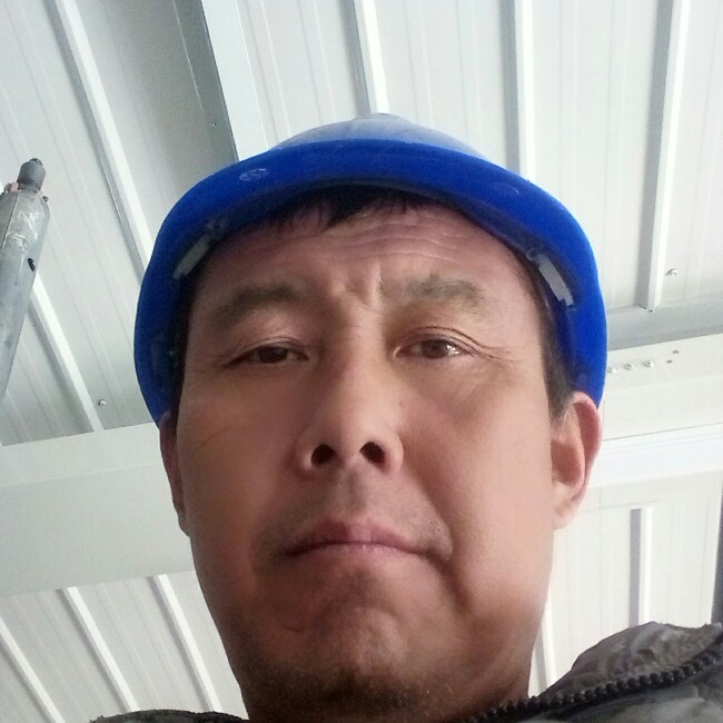 吐司迎殷勤的照片