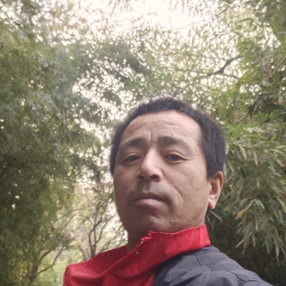 甜甜回眸洛尘的照片