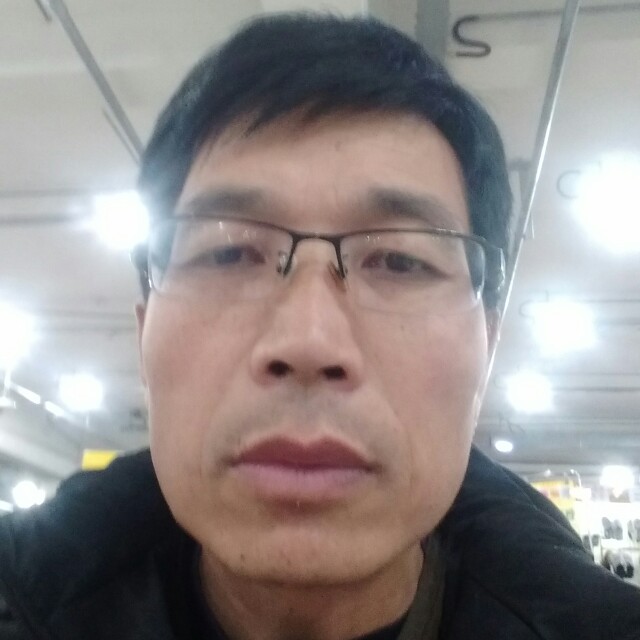 和谐蓝天的照片
