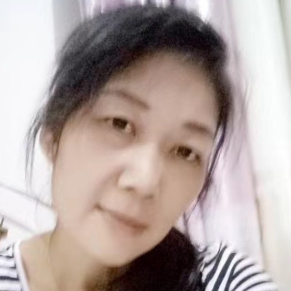 蜻蜓那爱笑的照片