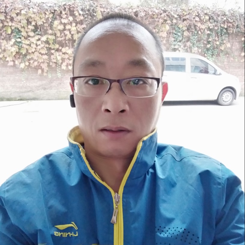 丰子卅的照片