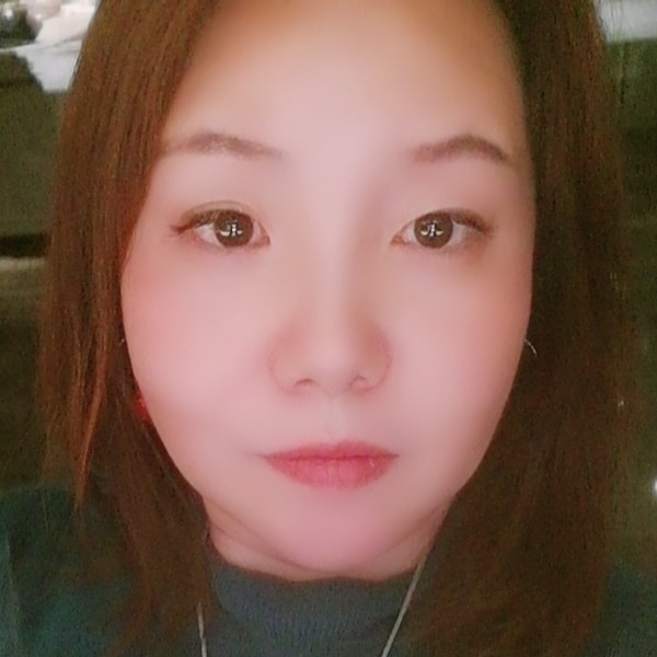 恩玲的照片