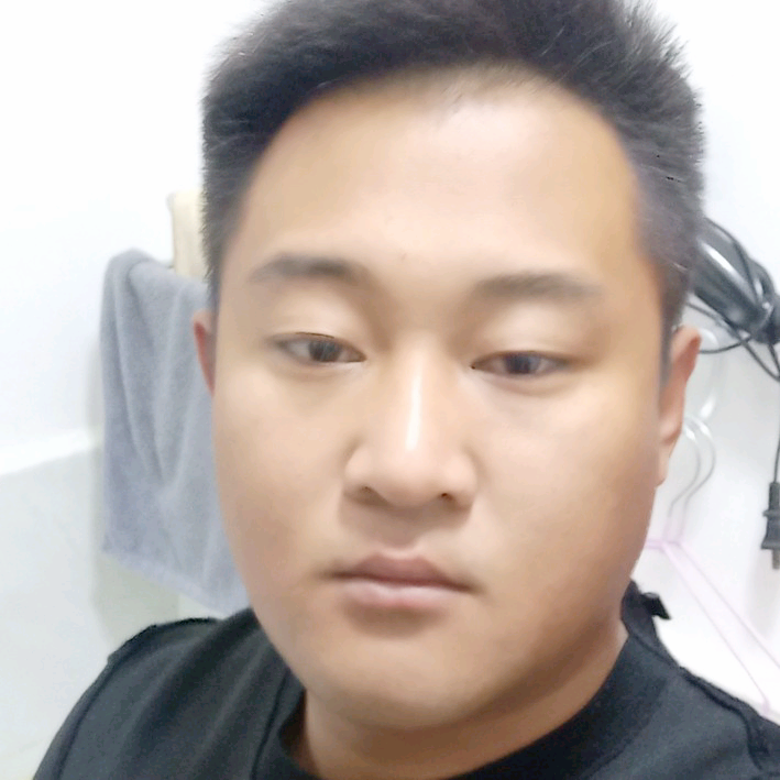 拖丶拉机的照片