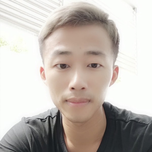 一双翅膀的照片