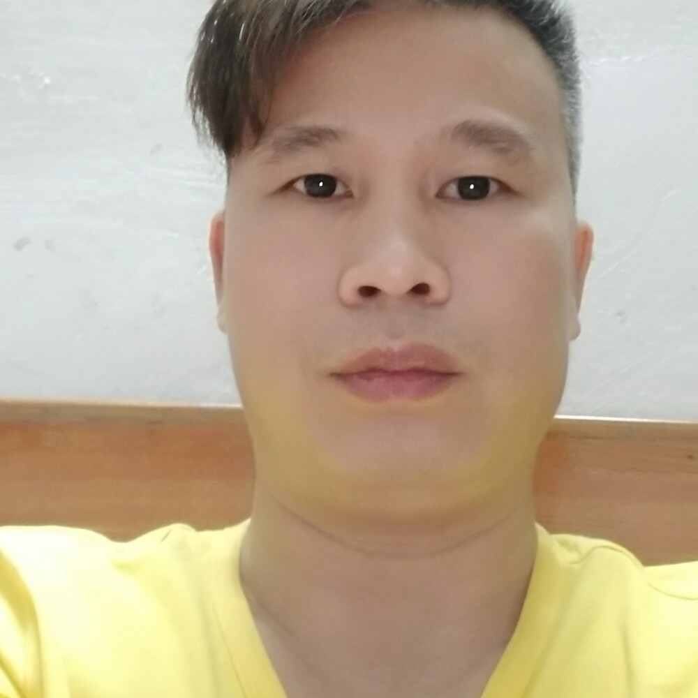 工上的照片