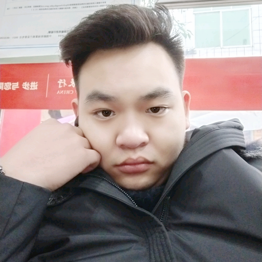 花瓣漫步激动的照片
