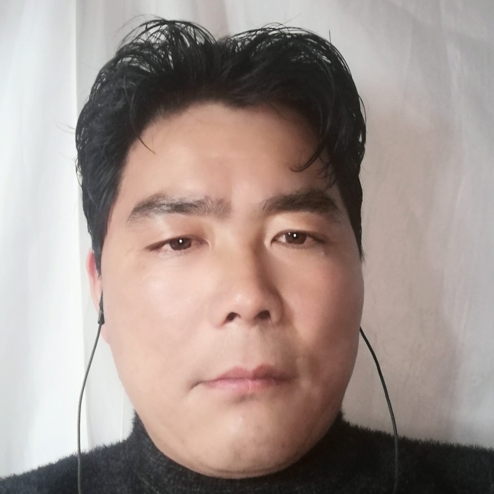 自觉漫步冬耀的照片