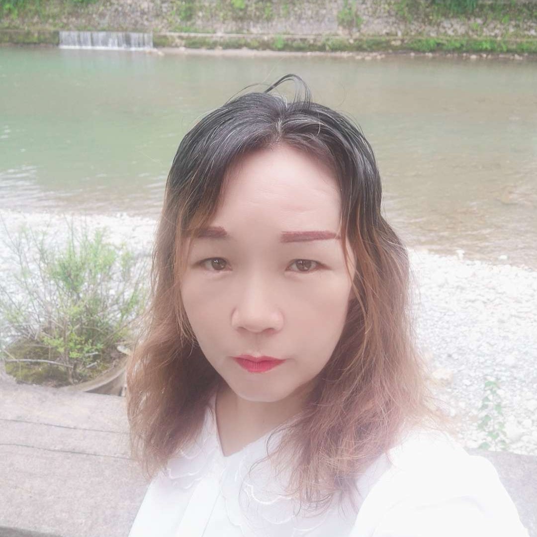 聪明拿月光的照片