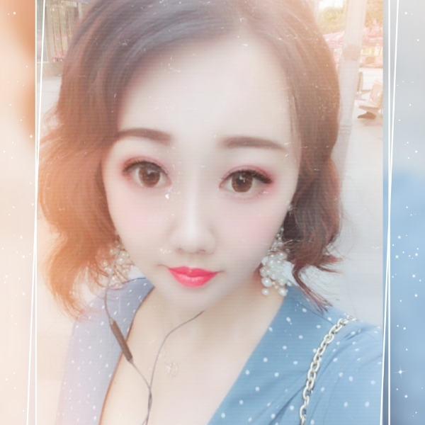 任性凝眸小白菜的照片