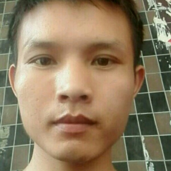 故意等于白羊的照片