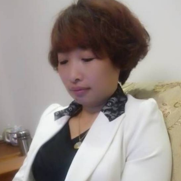 会撒娇小熊猫的照片