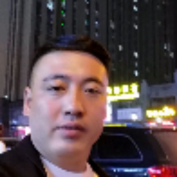 情动請现实的照片
