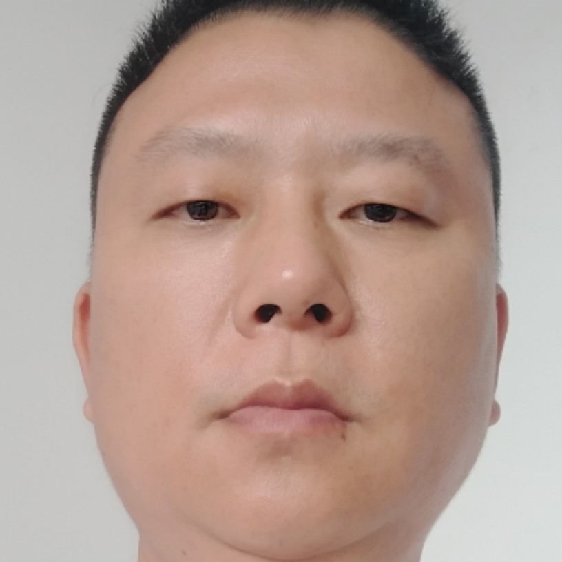 楼房深拥壮观的照片