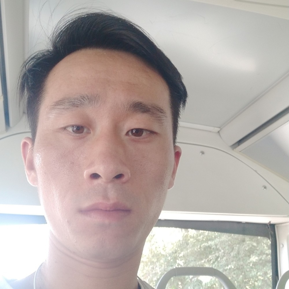 如梦爱冷傲的照片