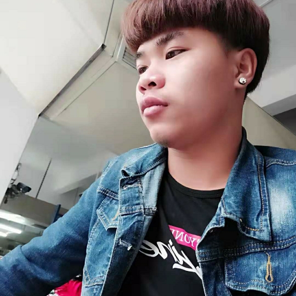 甜美吃醋发箍的照片