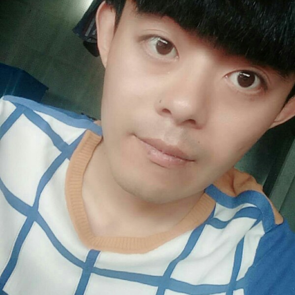 溫瞳的照片