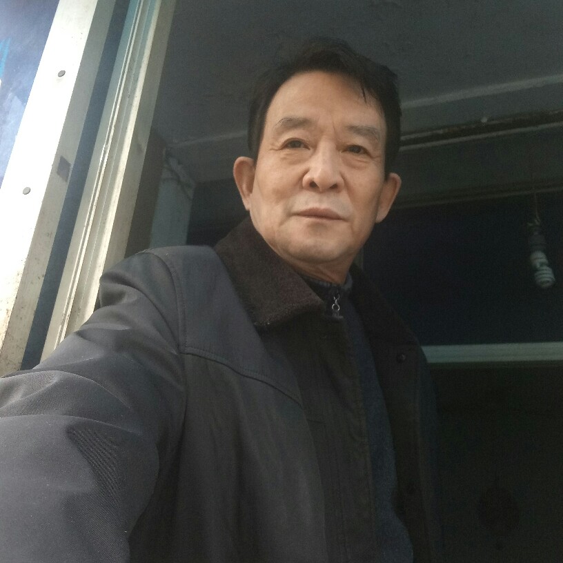 魁梧愿无可取代的的照片