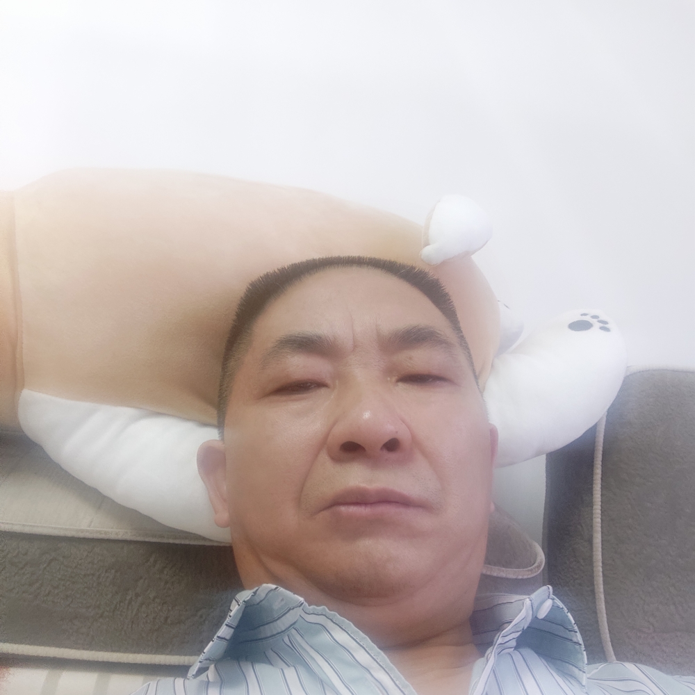 坦率請秀发的照片