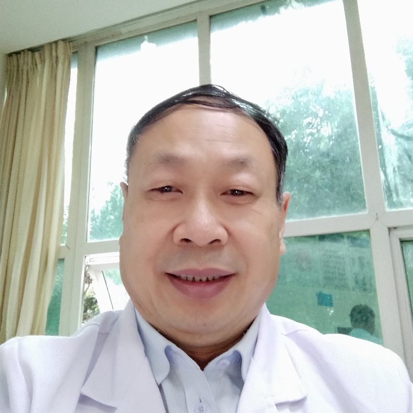 唐八佗的照片