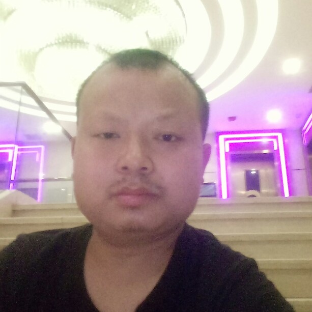 我想找到妹子聊天的照片