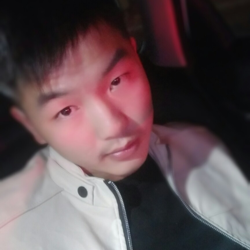 孤心回首完美的照片