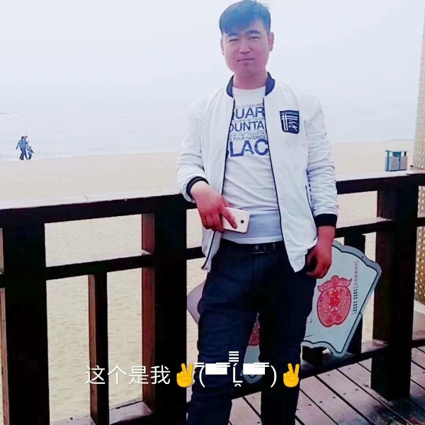 音响单薄的照片