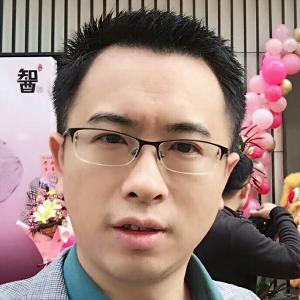 倪见的照片