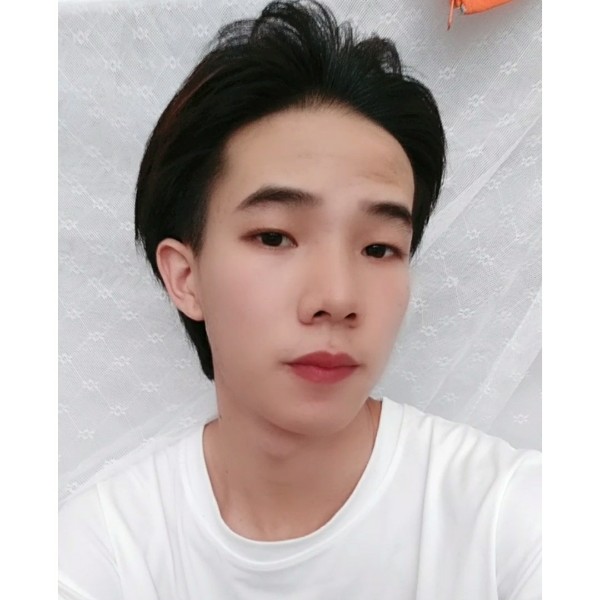 电源倾心伶俐的照片